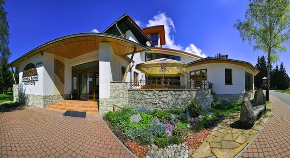 Reštaurácia v Horskom Hoteli Mních