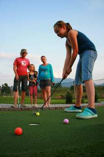 Adventure golf