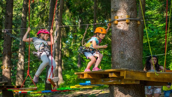 Tarzania - lanový park Hrabovo