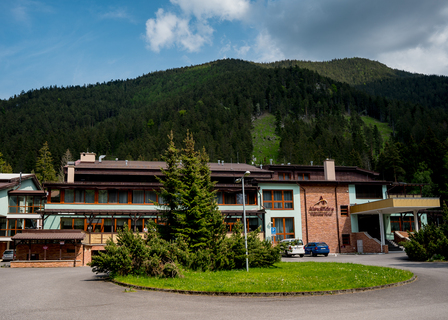 Alexandra Wellness Hotel***