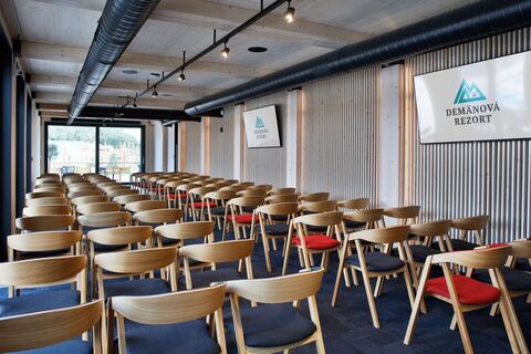 KONGRES: Demänová rezort