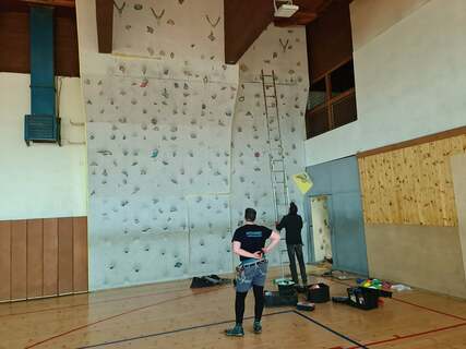 Lezecká stena – Krytá plaváreň