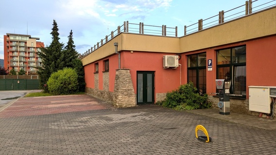 Bešeňová, Vodný park